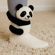 Lade das Bild in den Galerie-Viewer, Huggy Socken für Kinder - Nie wieder kalte Füße – Kinder lieben diese Kuschel-Socken
