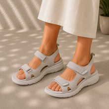 Lade das Bild in den Galerie-Viewer, OrthoKlara – Bequeme Sandalen | Ergonomische Unterstützung