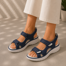 Lade das Bild in den Galerie-Viewer, OrthoKlara – Bequeme Sandalen | Ergonomische Unterstützung